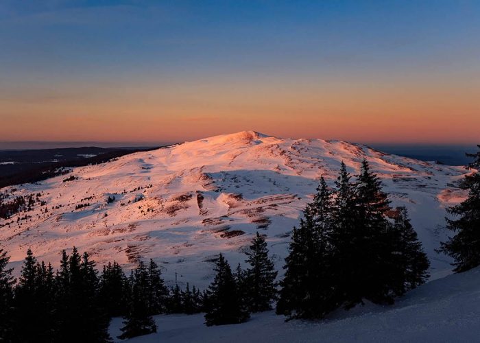 lelex montsjura montagne station ski hiver pays de gex ain jura coucher de soleil colomby de gex golden hour neige photographie paysage